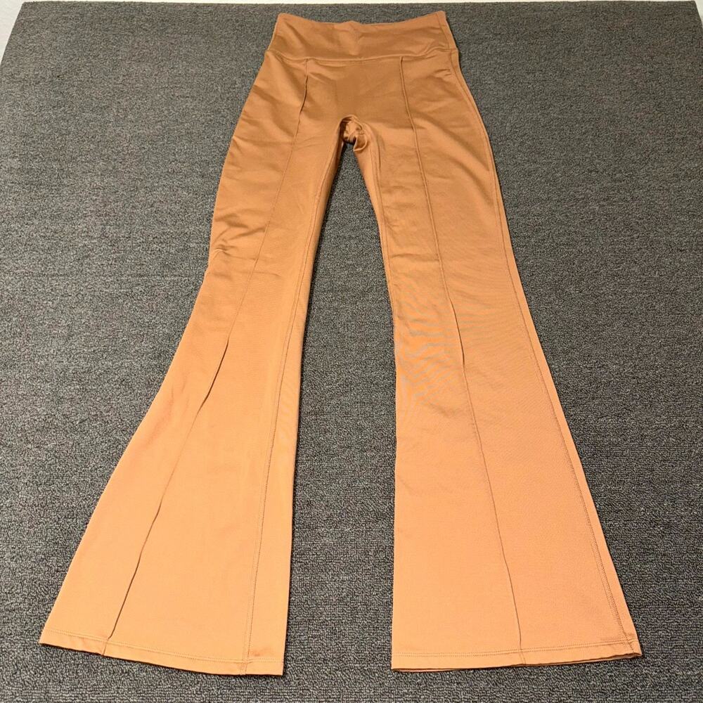 Victoria's Secret PINK Winter Flare Leggings‎ Womens Small Peach/Tan High Waist